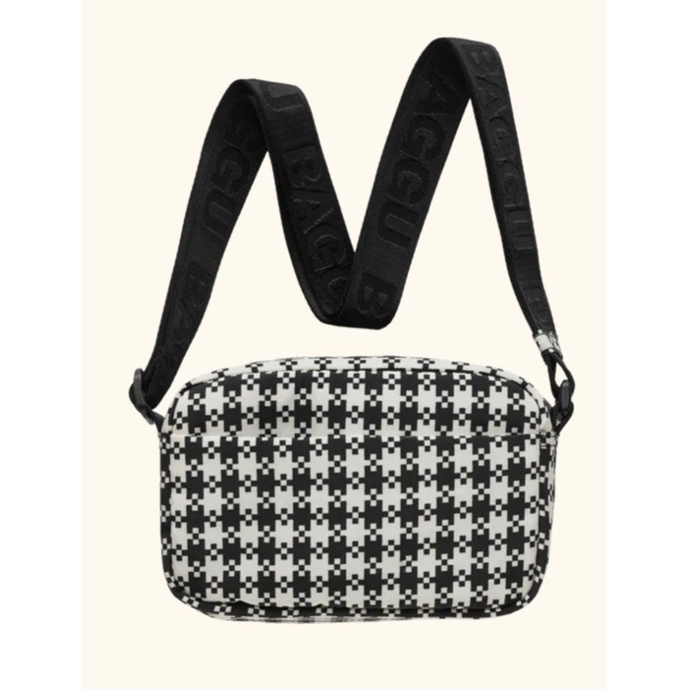 BAGGU Camera Crossbody Bag Black & White Pixel Gingham Brand New